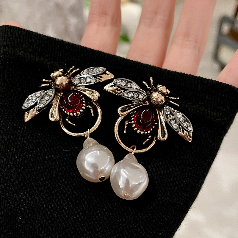 Vintage Fashion Bug - Anting Menjuntai Serangga Serangga Antik dengan