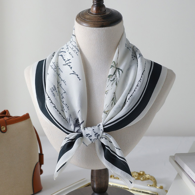 Syal Sutra Murbei 100% 65x65cm - Vintage Fashion Journal ulasan dan harga