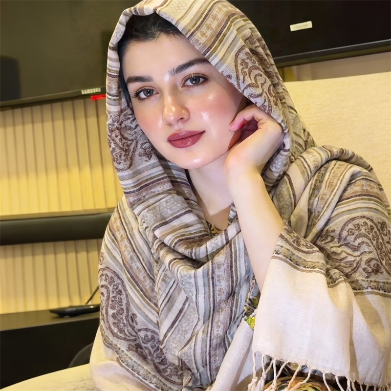 Hijab Cetak Paisley Vintage, K - Vintage Fashion Ladies ulasan dan harga