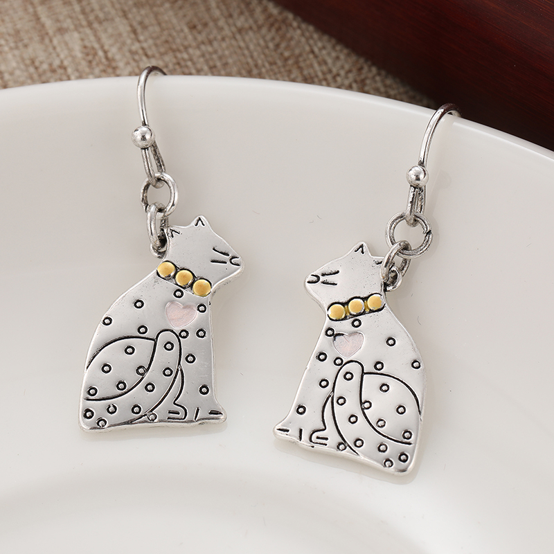 Anting Liontin Ciuman Kucing L - Vintage Fashion Ideas ulasan dan harga
