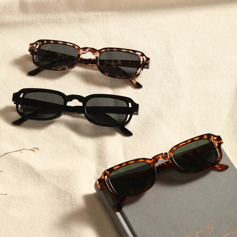 Kacamata Hitam Persegi Panjang - Vintage Fashion Images ulasan dan harga