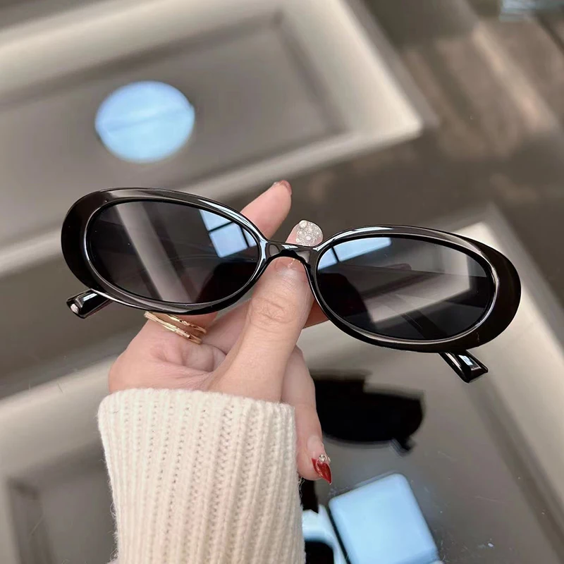 Kacamata Hitam Vintage Oval Ba - Vintage Fashion Images ulasan dan harga