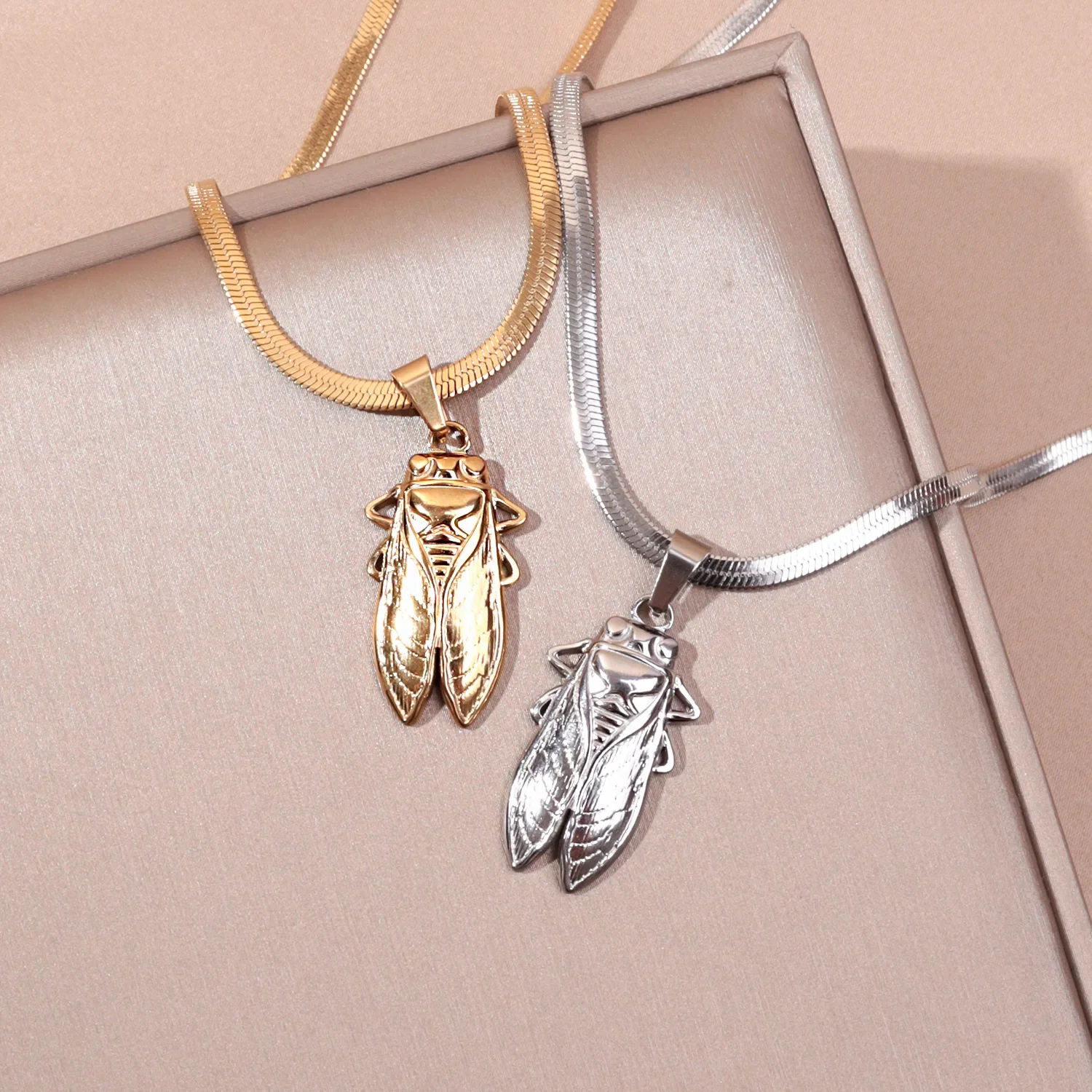 Stainless Steel Cicada besar a - Vintage Fashion Bug ulasan dan harga